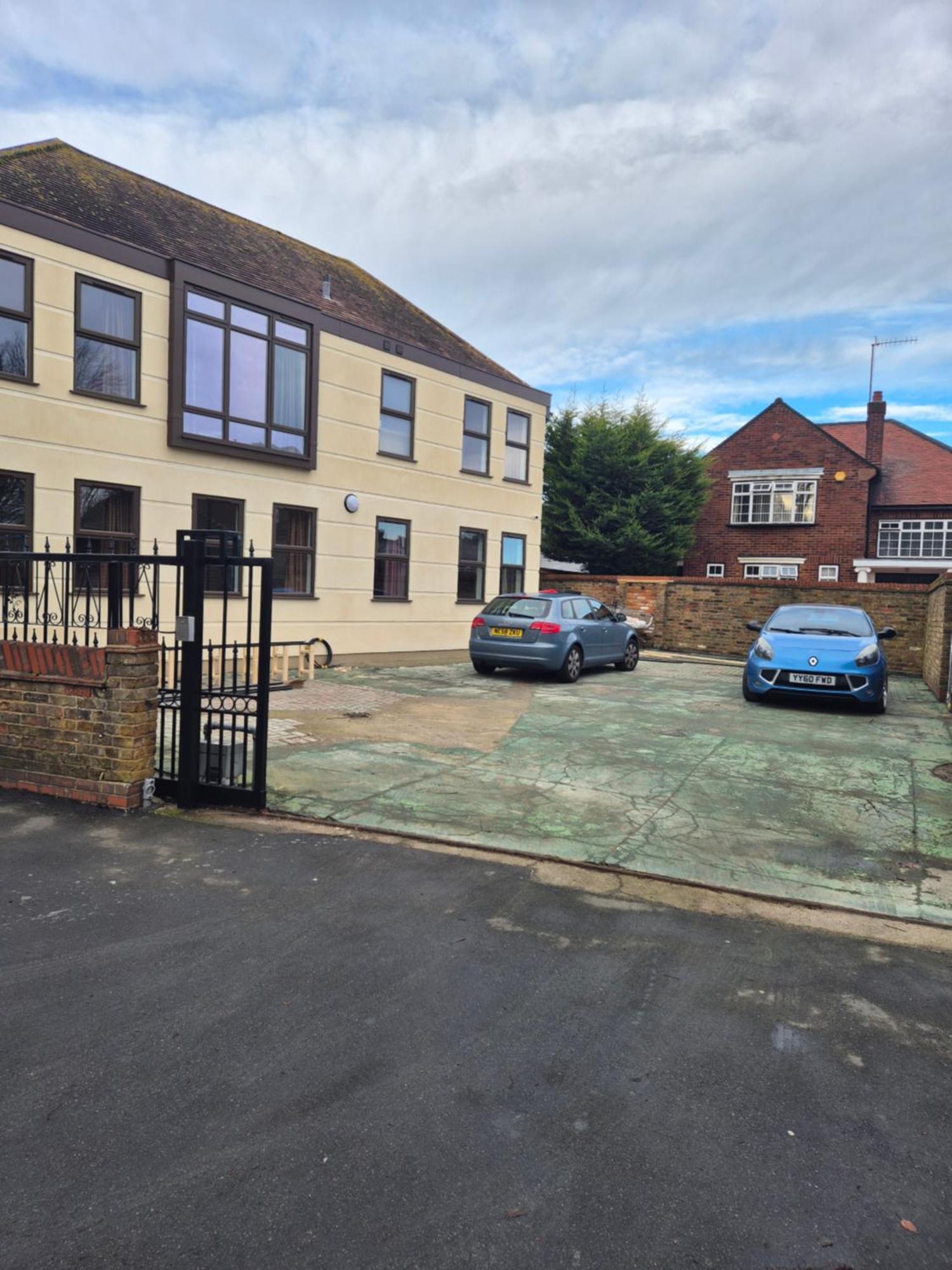 Rosemay Hotel Near London Heathrow Airport Hayes  Exterior photo